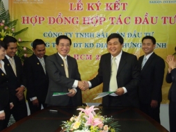 Lễ ký kết hợp đồng hợp tác giữa Hưng Thịnh với công ty Sài Gòn Đầu Tư